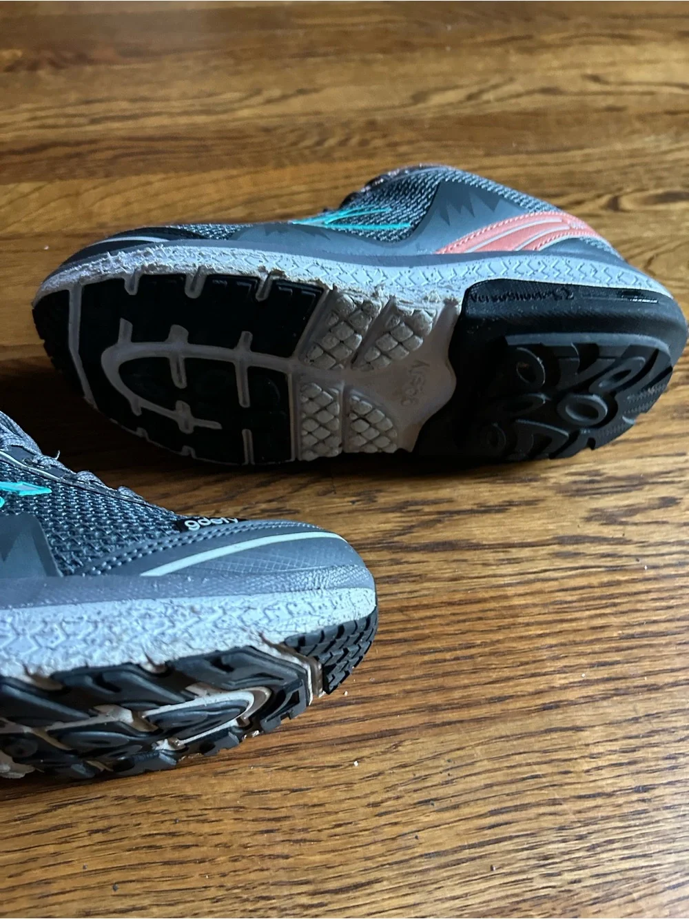 GDEFY Athletic Walking Running Shoes Women’s Size 9.5 Gray Pink Teal - Picture 10 of 14